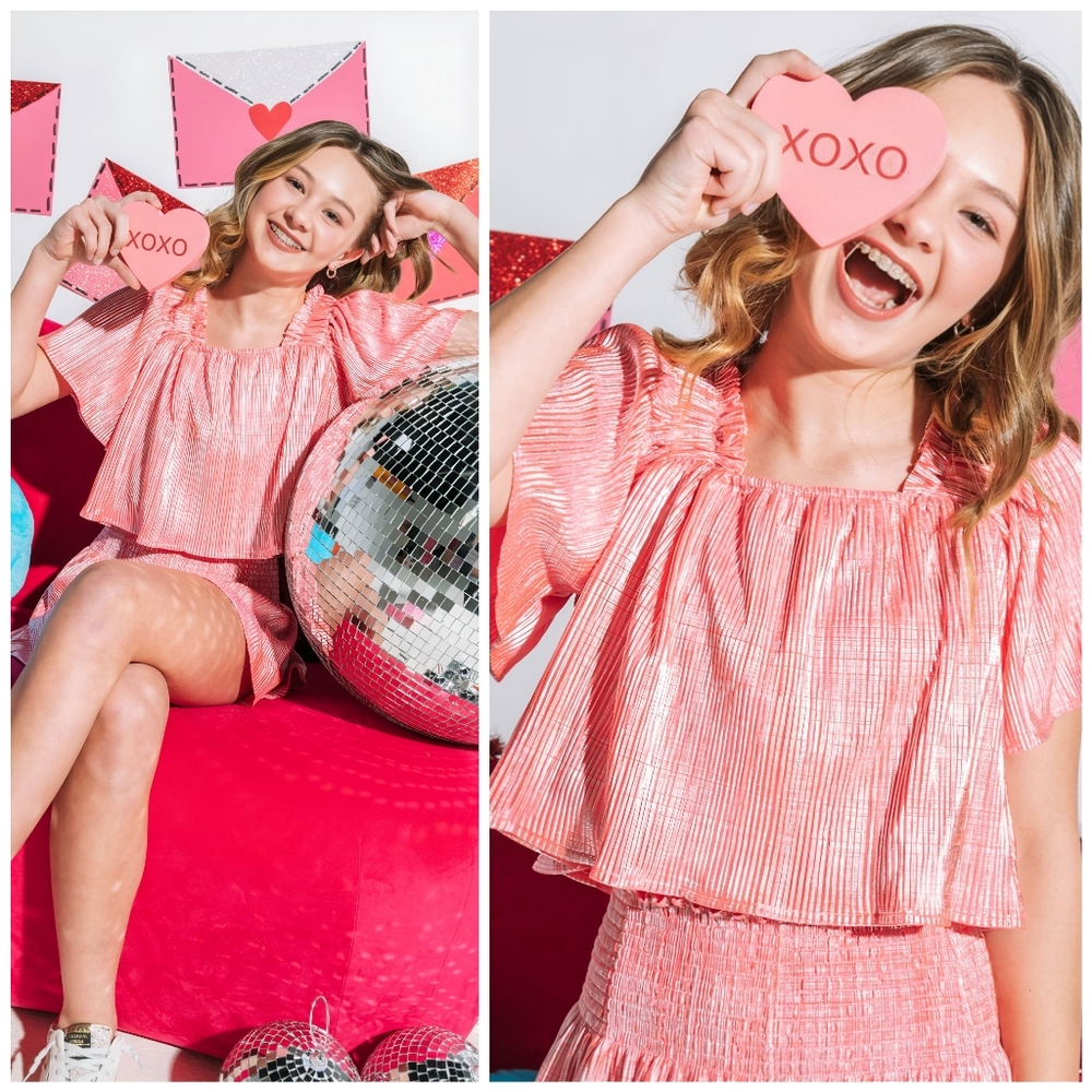 Queen Of Sparkles Pink Shimmer Swing Ribbed Top, M